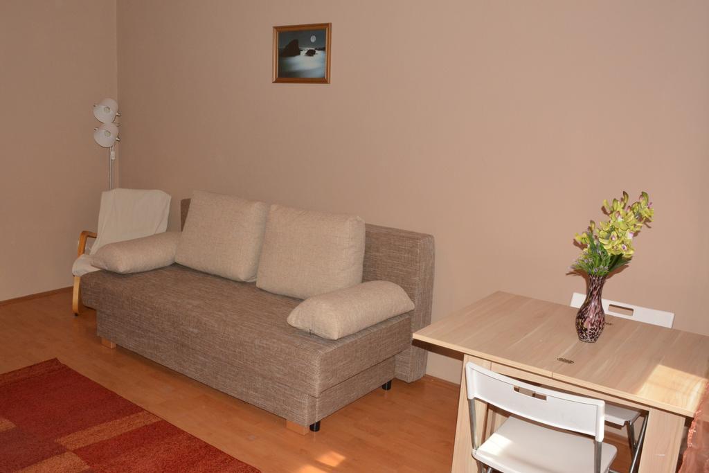 Poetyi Flat Apartment Budapest Exterior photo